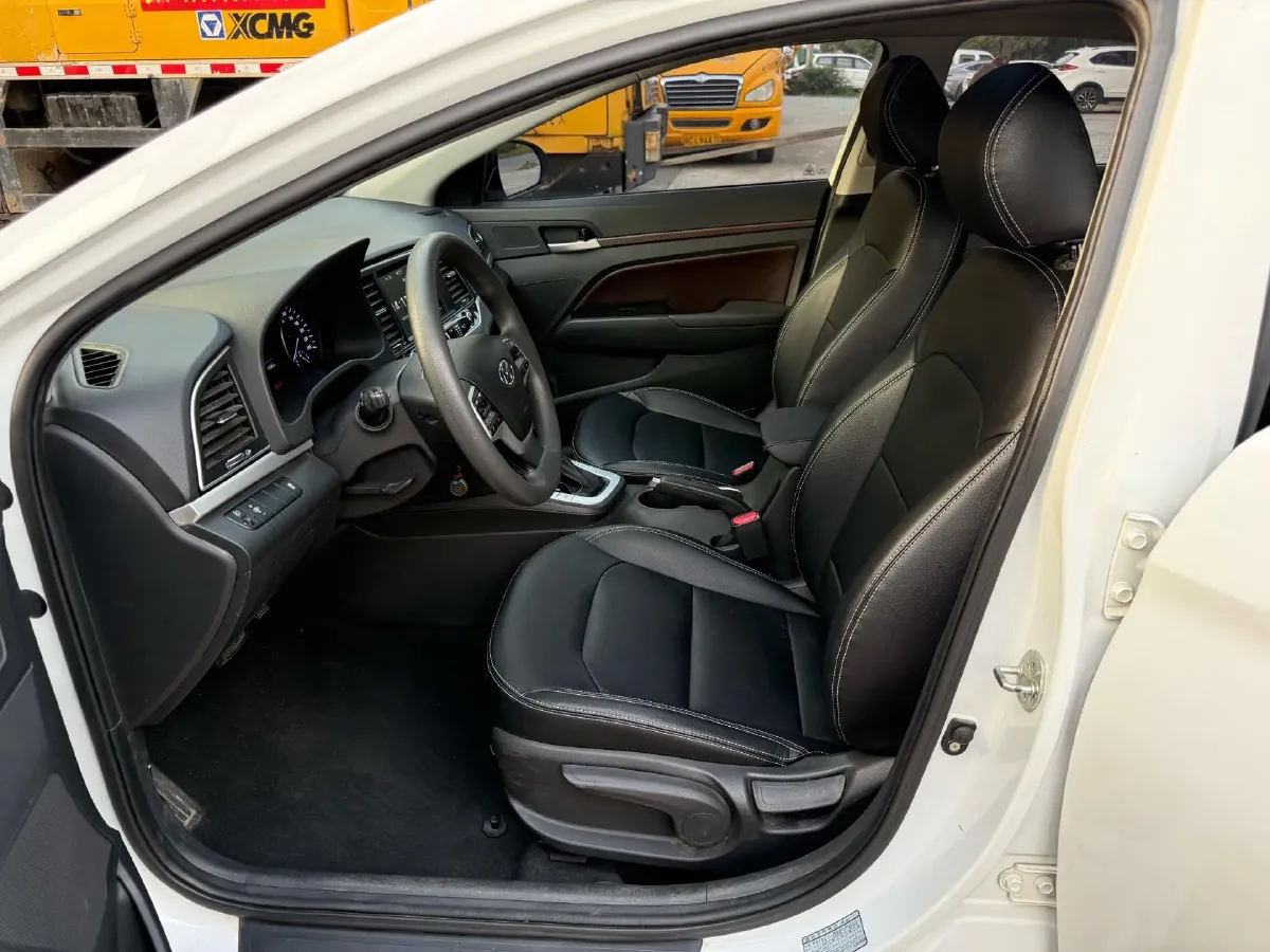 2016 Hyundai Elantra 1.6L 130HP L4 6AT,autocango,china used car exporter,china ev exporter,chinese used car exporter,chinese used ev exporter