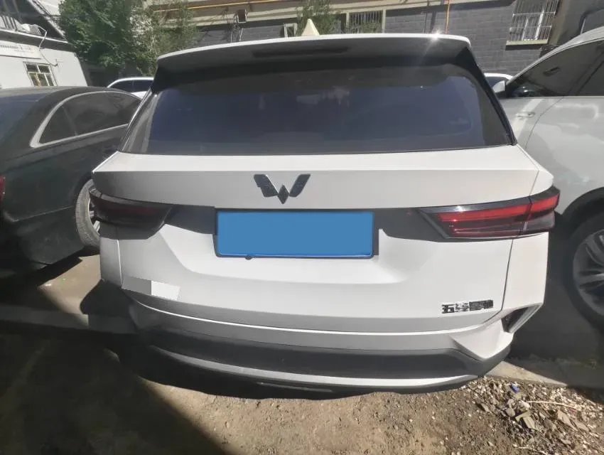 2022 WuLing XingChi 1.5L 99HP L4 6MT,autocango,china used car exporter,china ev exporter,chinese used car exporter,chinese used ev exporter