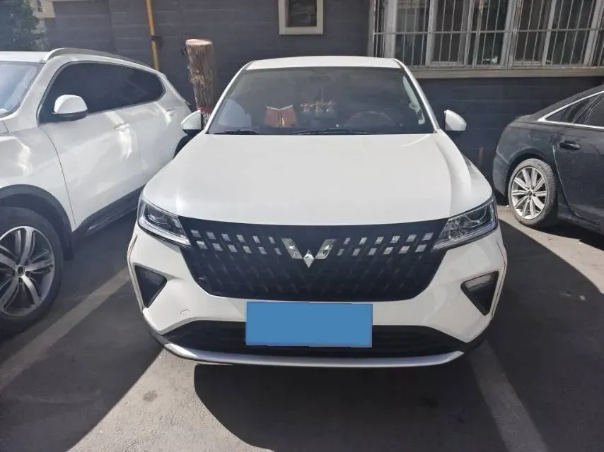 2022 WuLing XingChi 1.5L 99HP L4 6MT,autocango,china used car exporter,china ev exporter,chinese used car exporter,chinese used ev exporter