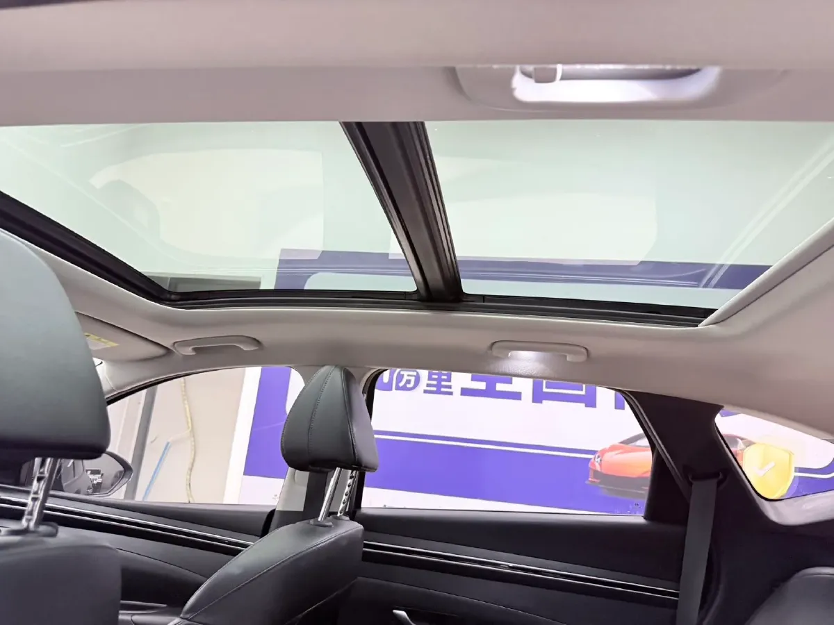 2022 Hyundai Tucson 1.5T 200HP L4 7DCT,autocango,china used car exporter,china ev exporter,chinese used car exporter,chinese used ev exporter