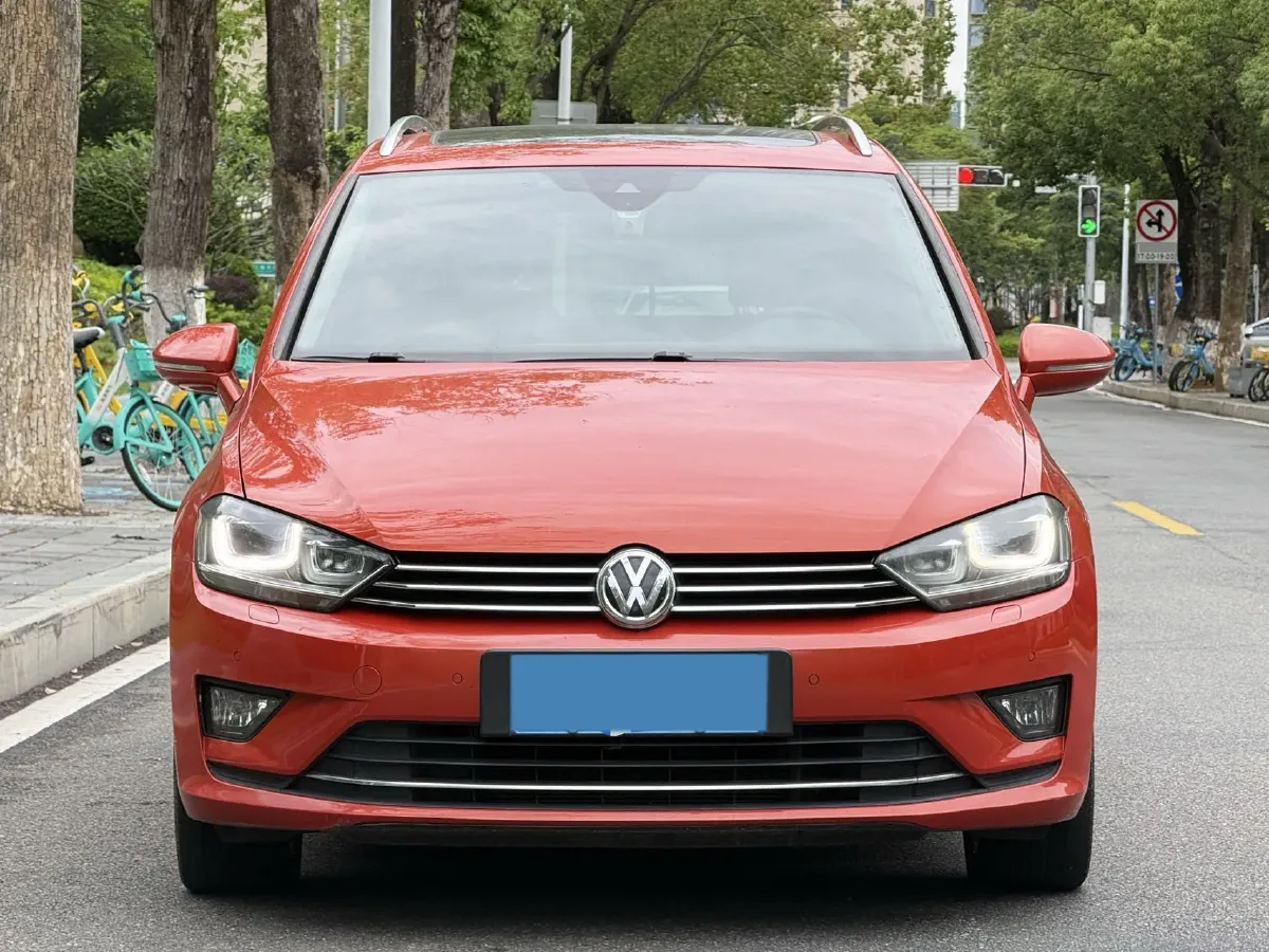 2016 Volkswagen Golf Sportsvan 1.4T 150HP L4 7DCT,autocango,china used car exporter,china ev exporter,chinese used car exporter,chinese used ev exporter