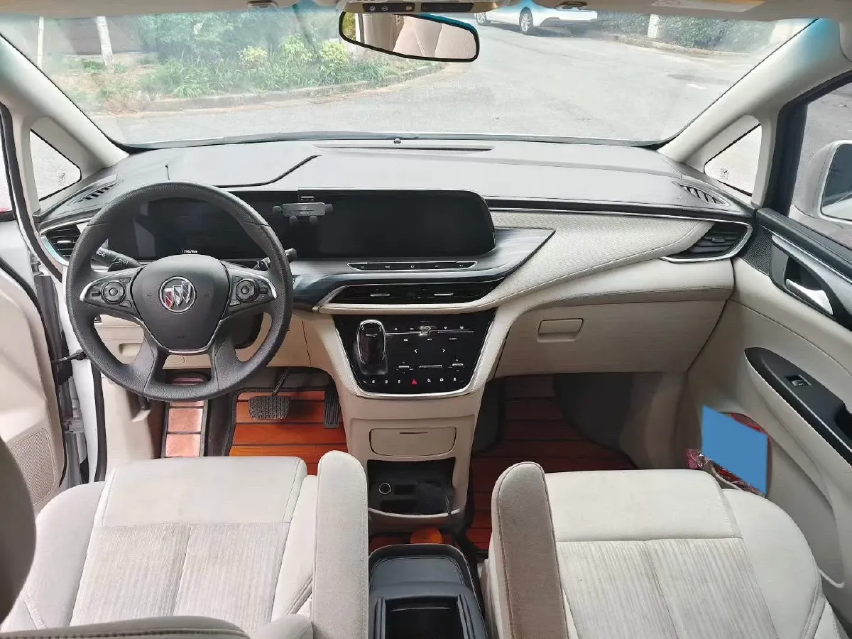 2022 Buick GL8 2.0T 237HP L4 9AT,autocango,china used car exporter,china ev exporter,chinese used car exporter,chinese used ev exporter