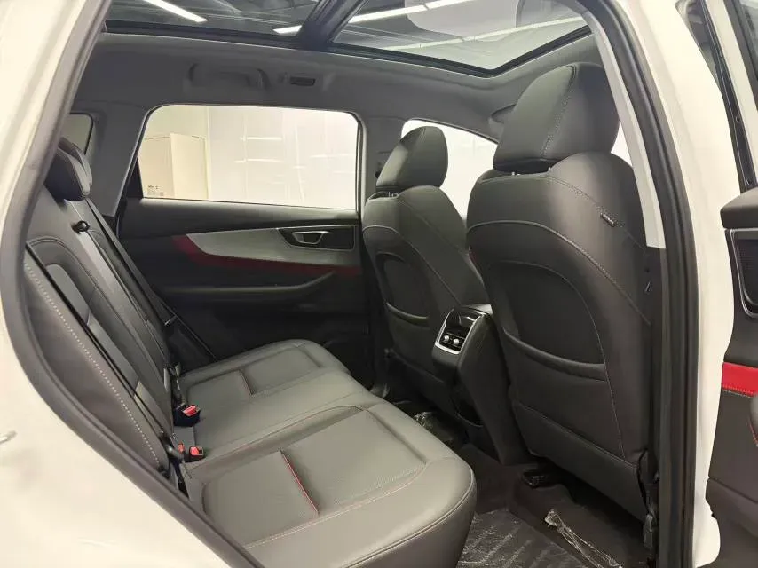 2022 Chery Tiggo 7 1.5T 156HP L4 CVT,autocango,china used car exporter,china ev exporter,chinese used car exporter,chinese used ev exporter