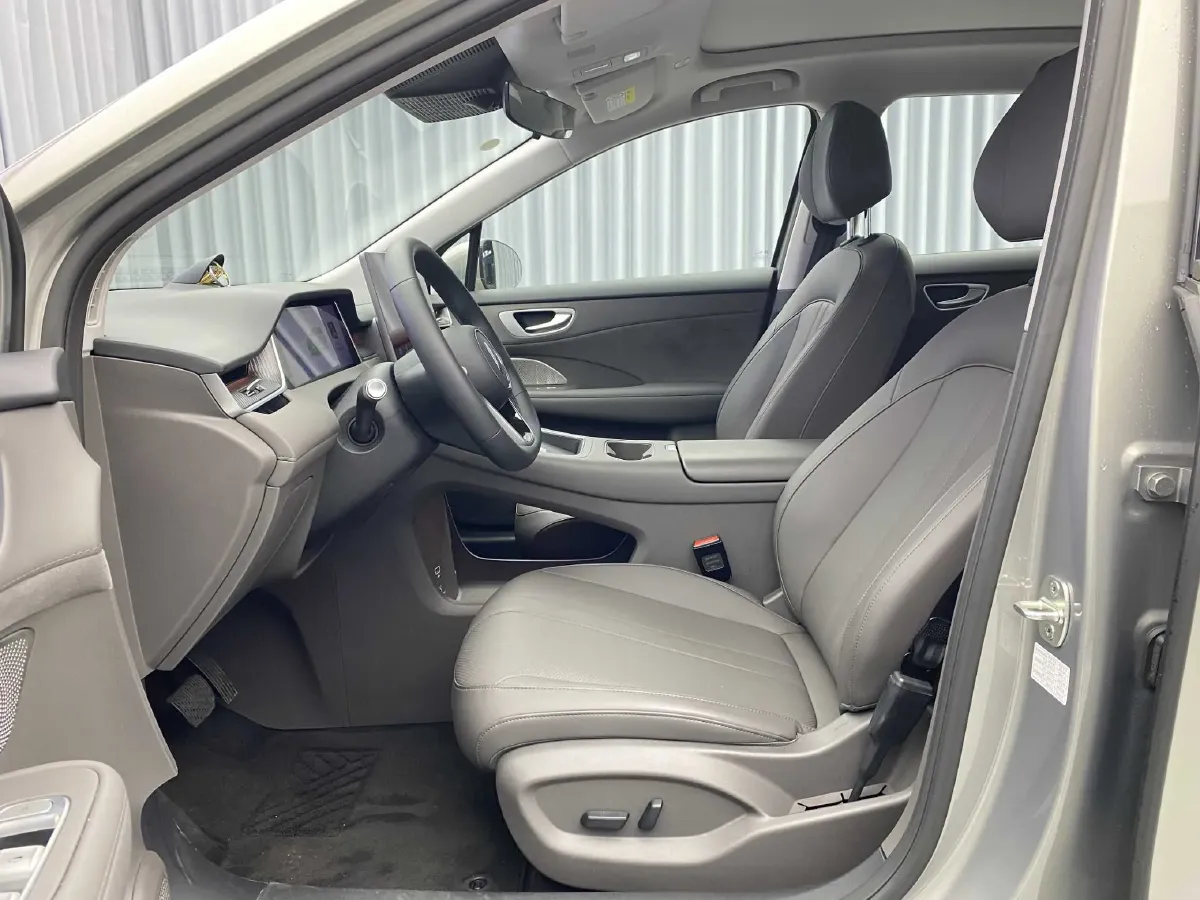2025 HIMA Shangjie H5 BEV,autocango,china used car exporter,china ev exporter,chinese used car exporter,chinese used ev exporter