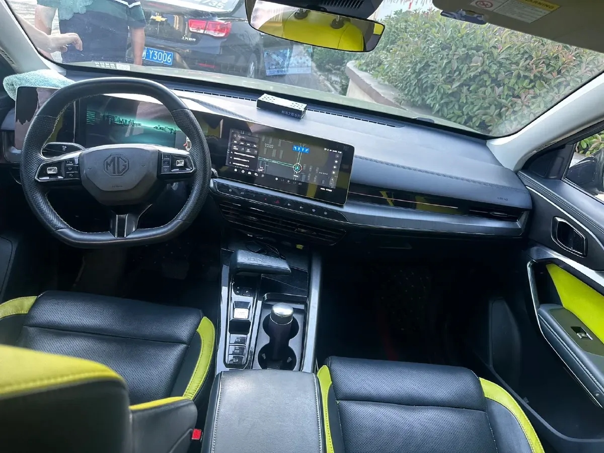 2022 MG ONE 1.5T 181HP L4 CVT,autocango,china used car exporter,china ev exporter,chinese used car exporter,chinese used ev exporter