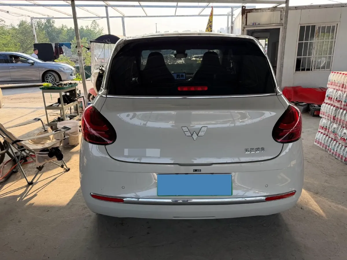 2023 WuLing BinGuo BEV 31.9KWH,autocango,china used car exporter,china ev exporter,chinese used car exporter,chinese used ev exporter