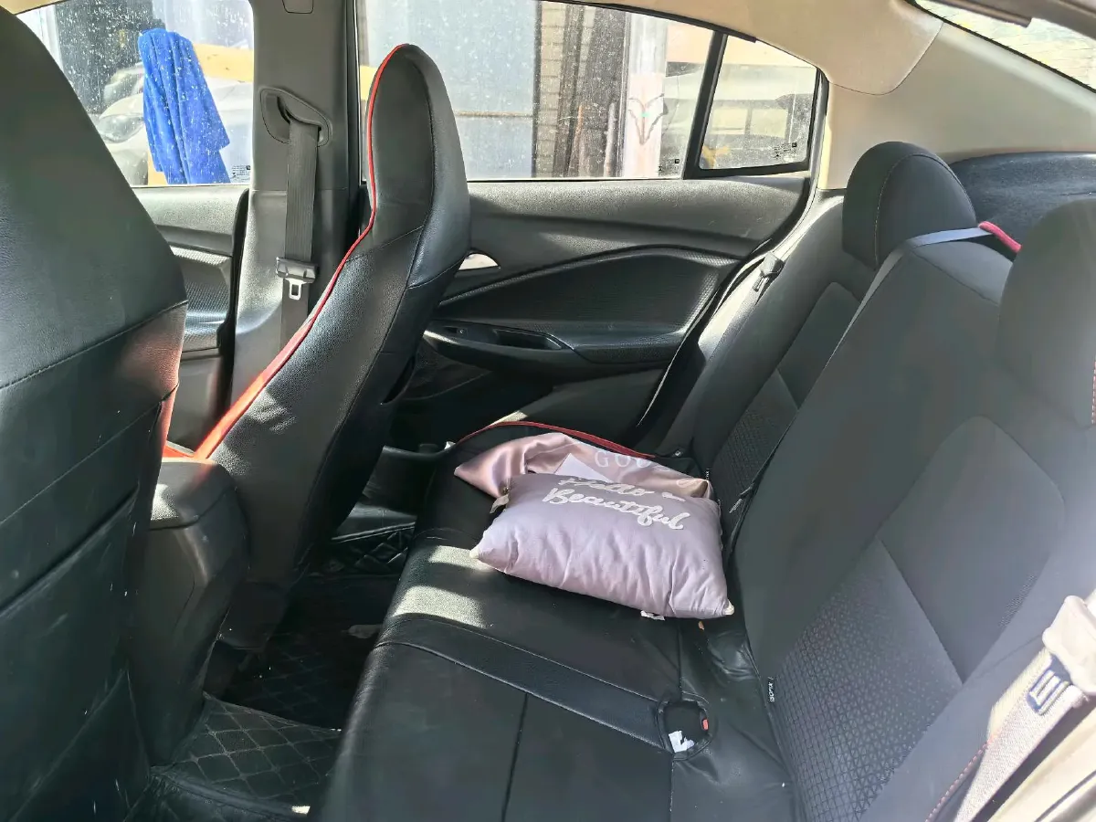 2021 Chevrolet Cavalier 1.0T 125HP L3 6AT,autocango,china used car exporter,china ev exporter,chinese used car exporter,chinese used ev exporter