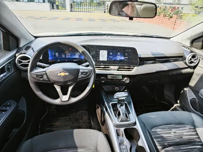 2023 Chevrolet Monza 1.5L 113HP L4 6DCT,autocango,china used car exporter,china ev exporter,chinese used car exporter,chinese used ev exporter