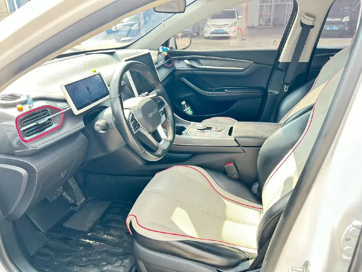 2022 Roewe RX5 MAX 1.5T 181HP L4 6AT,autocango,china used car exporter,china ev exporter,chinese used car exporter,chinese used ev exporter