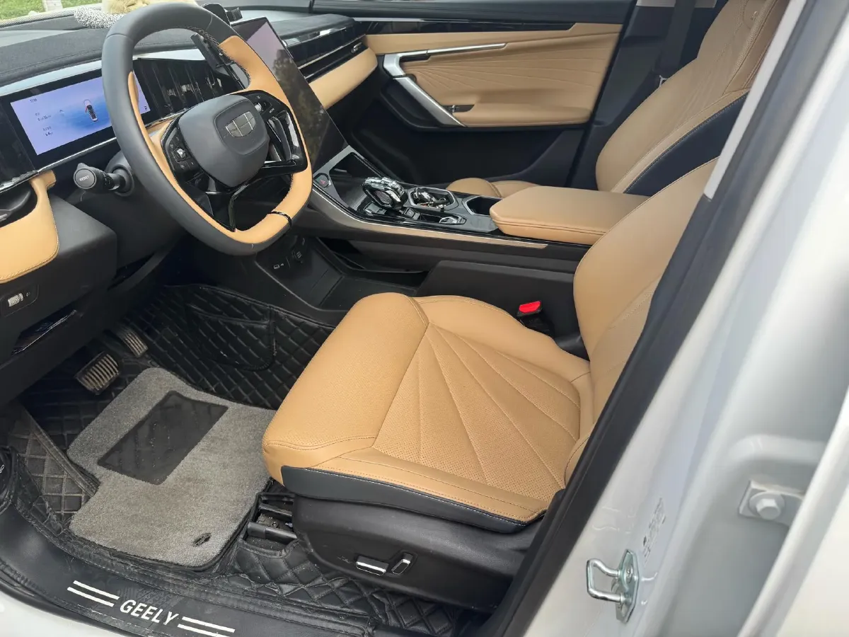 2023 Geely StarRay 1.5T 181HP L4 7DCT,autocango,china used car exporter,china ev exporter,chinese used car exporter,chinese used ev exporter