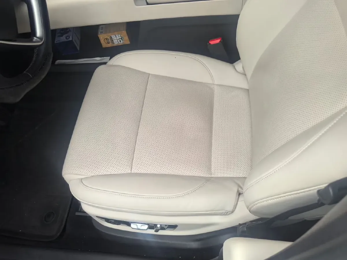 2022 Li L9 Range Extended 154HP REEV 42.6KWH,autocango,china used car exporter,china ev exporter,chinese used car exporter,chinese used ev exporter