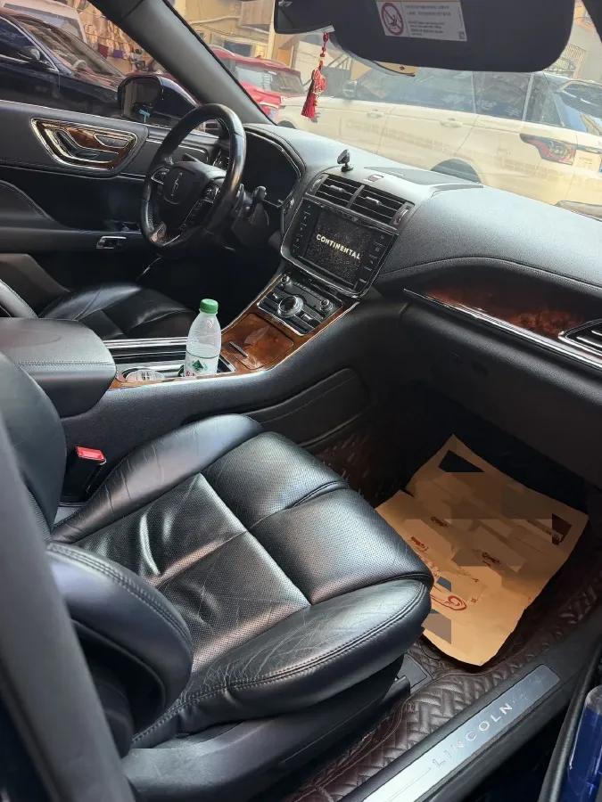 2017 Lincoln Continental 2.0T 261HP L4 6AT,autocango,china used car exporter,china ev exporter,chinese used car exporter,chinese used ev exporter