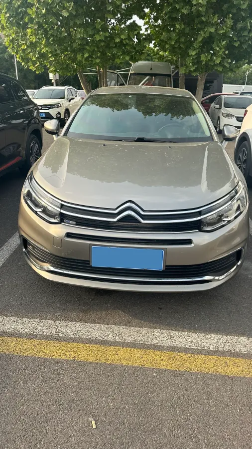 2017 Citroen C5 1.6T 167HP L4 6AT,autocango,china used car exporter,china ev exporter,chinese used car exporter,chinese used ev exporter