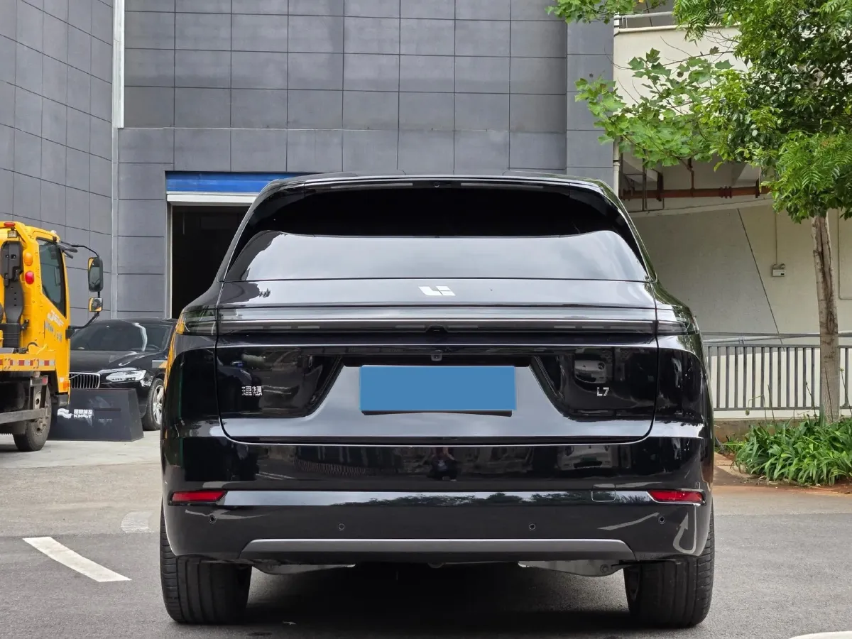 2025 Li L7 Range Extended 154HP REEV,autocango,china used car exporter,china ev exporter,chinese used car exporter,chinese used ev exporter