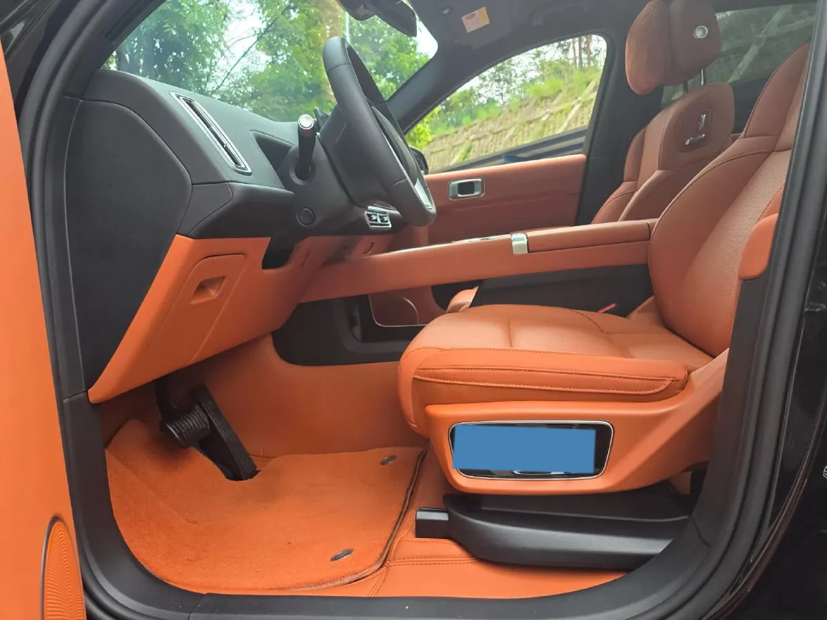 2025 Li L7 Range Extended 154HP REEV,autocango,china used car exporter,china ev exporter,chinese used car exporter,chinese used ev exporter