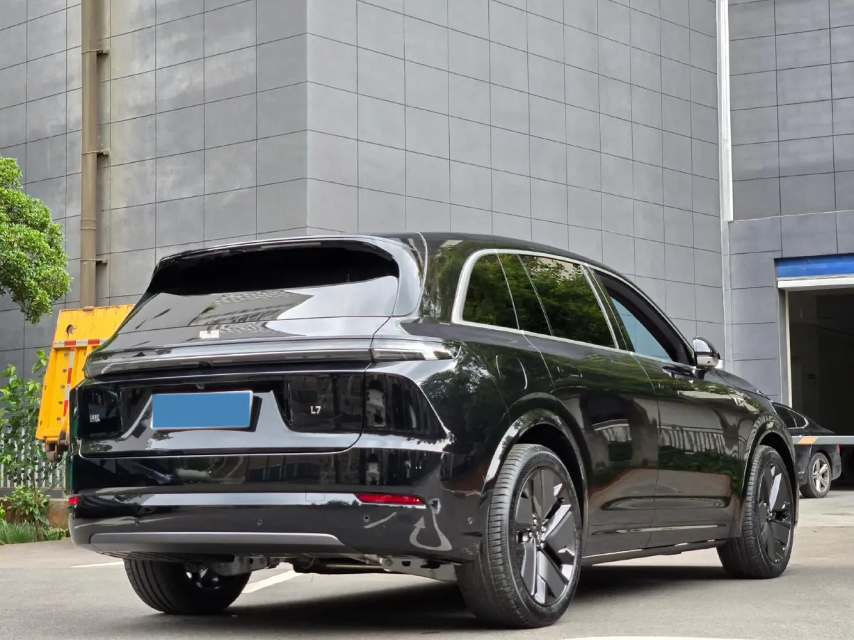2025 Li L7 Range Extended 154HP REEV,autocango,china used car exporter,china ev exporter,chinese used car exporter,chinese used ev exporter
