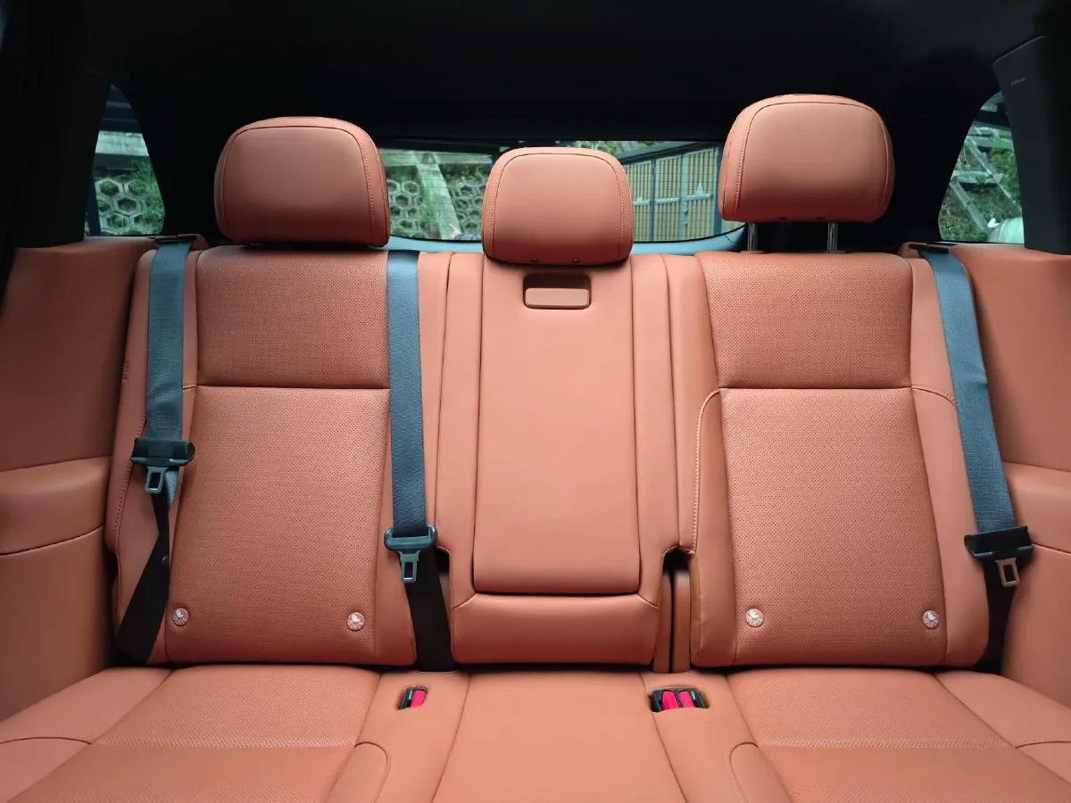 2025 Li L7 Range Extended 154HP REEV,autocango,china used car exporter,china ev exporter,chinese used car exporter,chinese used ev exporter