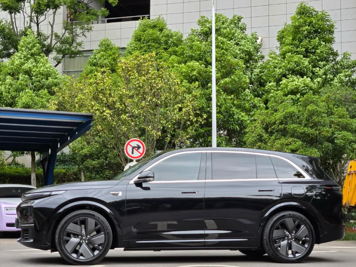2025 Li L7 Range Extended 154HP REEV,autocango,china used car exporter,china ev exporter,chinese used car exporter,chinese used ev exporter