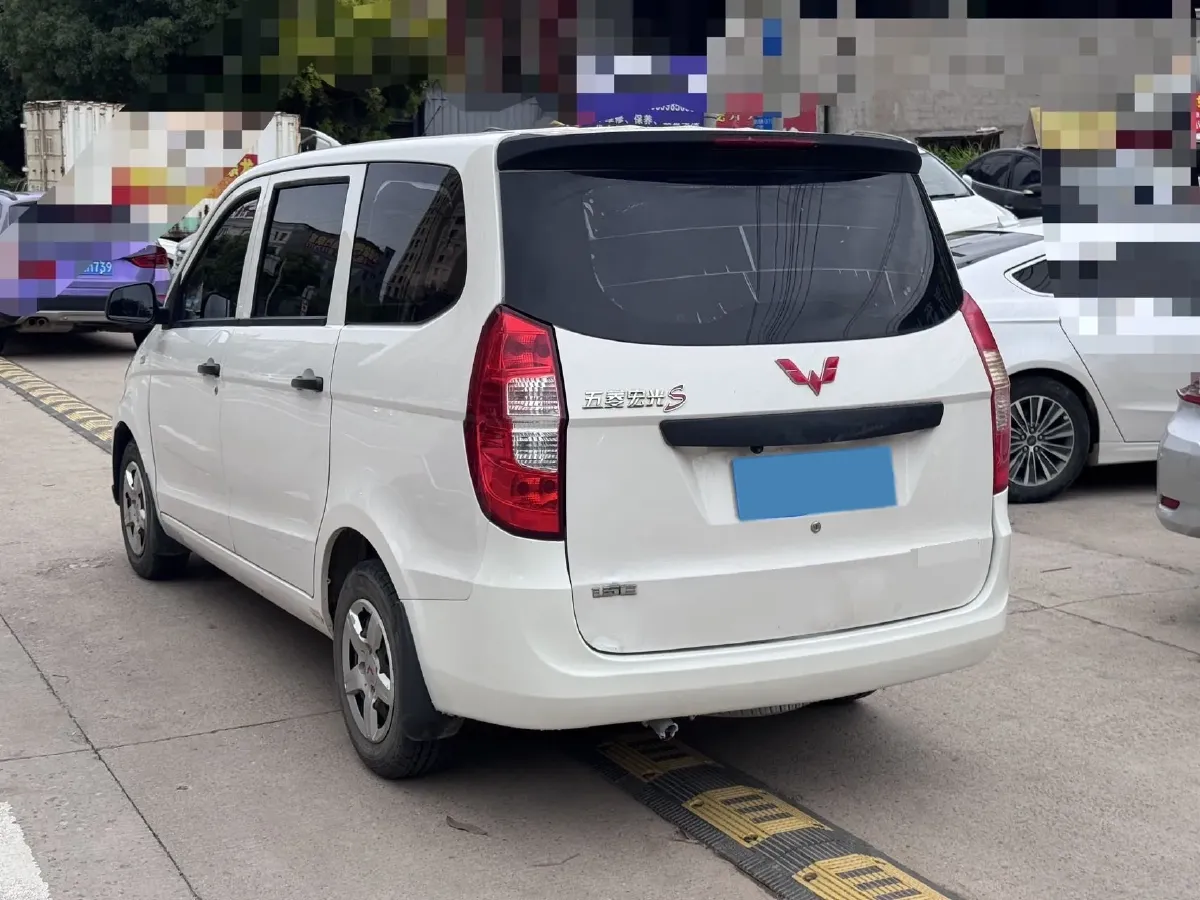 2018 WuLing HongGuang 1.5L 105HP L4 5MT,autocango,china used car exporter,china ev exporter,chinese used car exporter,chinese used ev exporter
