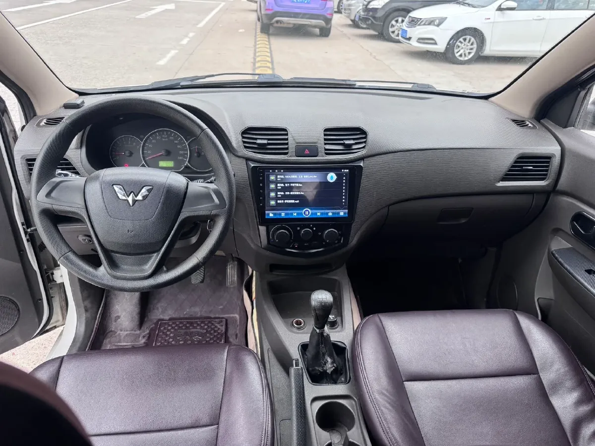 2018 WuLing HongGuang 1.5L 105HP L4 5MT,autocango,china used car exporter,china ev exporter,chinese used car exporter,chinese used ev exporter