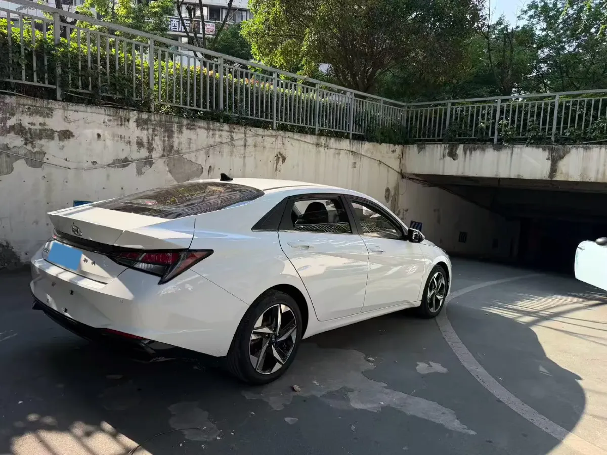 2021 Hyundai Elantra 1.5L 115HP L4 CVT,autocango,china used car exporter,china ev exporter,chinese used car exporter,chinese used ev exporter