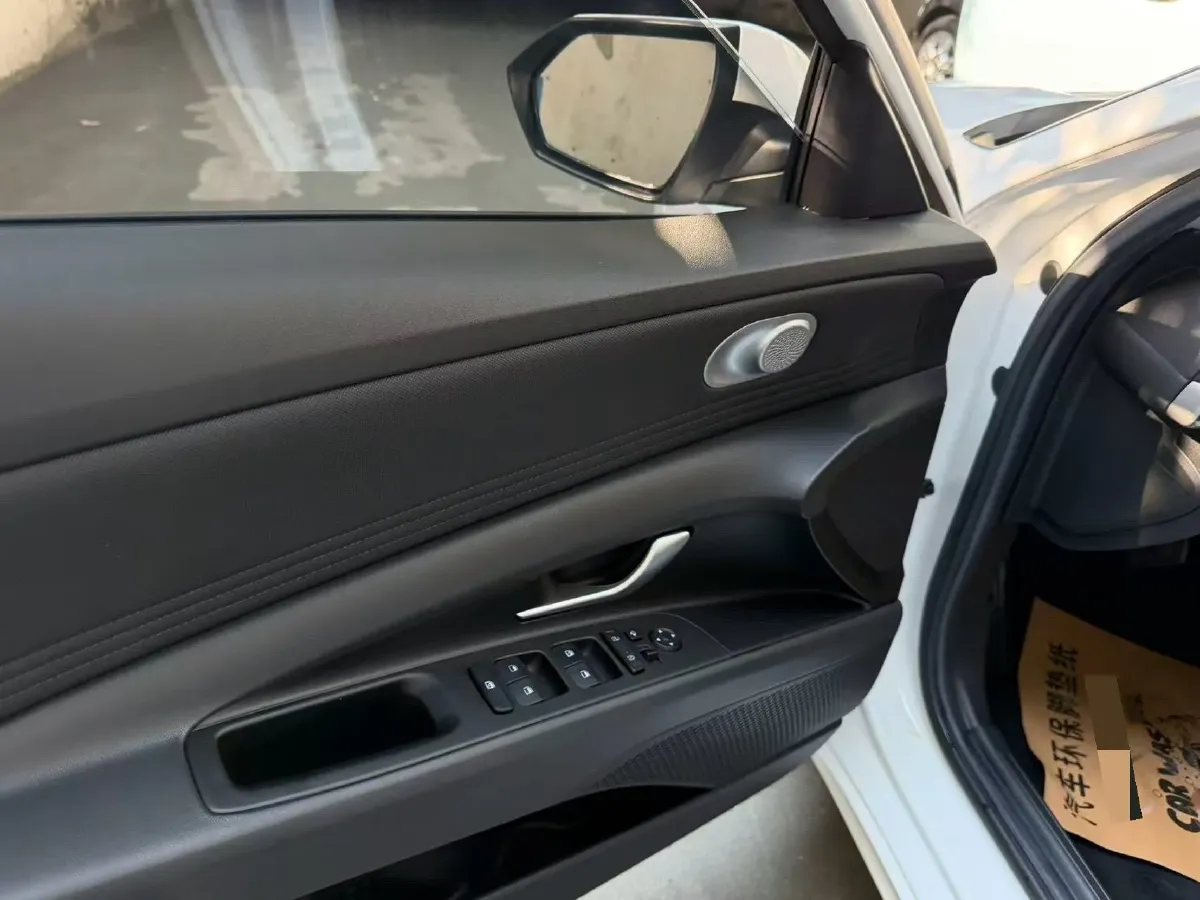 2021 Hyundai Elantra 1.5L 115HP L4 CVT,autocango,china used car exporter,china ev exporter,chinese used car exporter,chinese used ev exporter