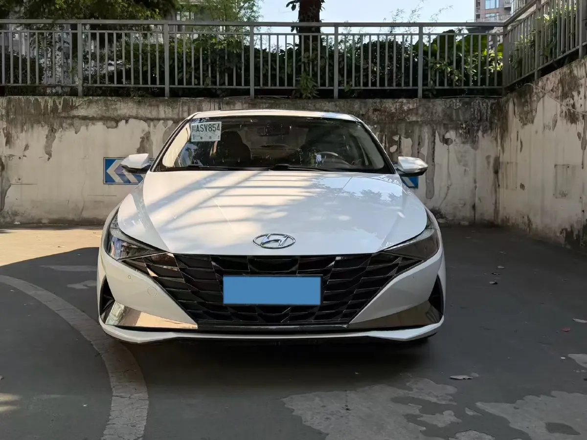 2021 Hyundai Elantra 1.5L 115HP L4 CVT,autocango,china used car exporter,china ev exporter,chinese used car exporter,chinese used ev exporter