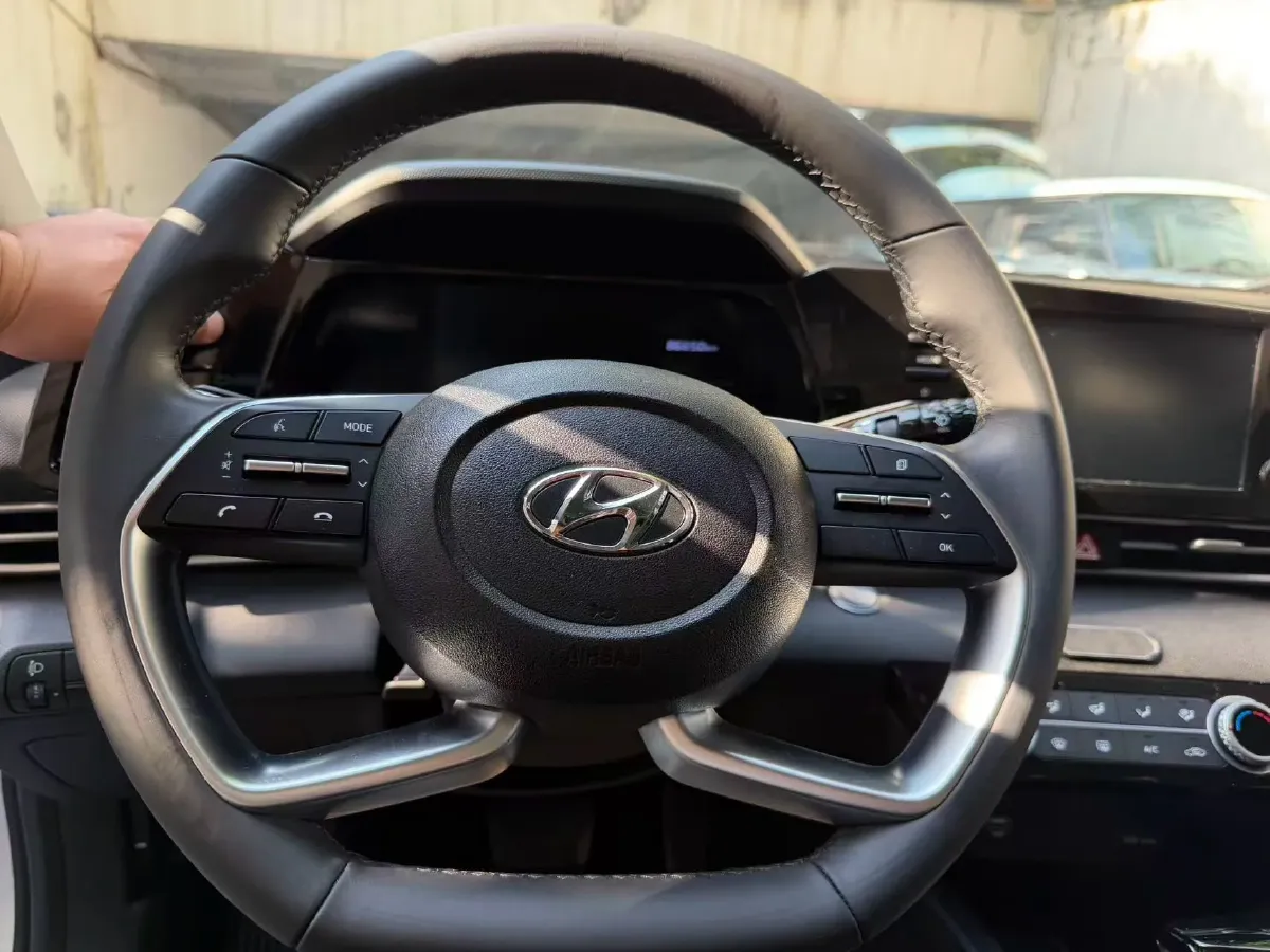 2021 Hyundai Elantra 1.5L 115HP L4 CVT,autocango,china used car exporter,china ev exporter,chinese used car exporter,chinese used ev exporter