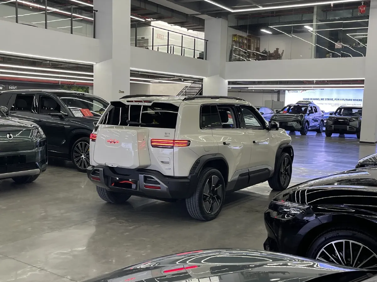 2025 FangChengBao Tai 3 BEV,autocango,china used car exporter,china ev exporter,chinese used car exporter,chinese used ev exporter