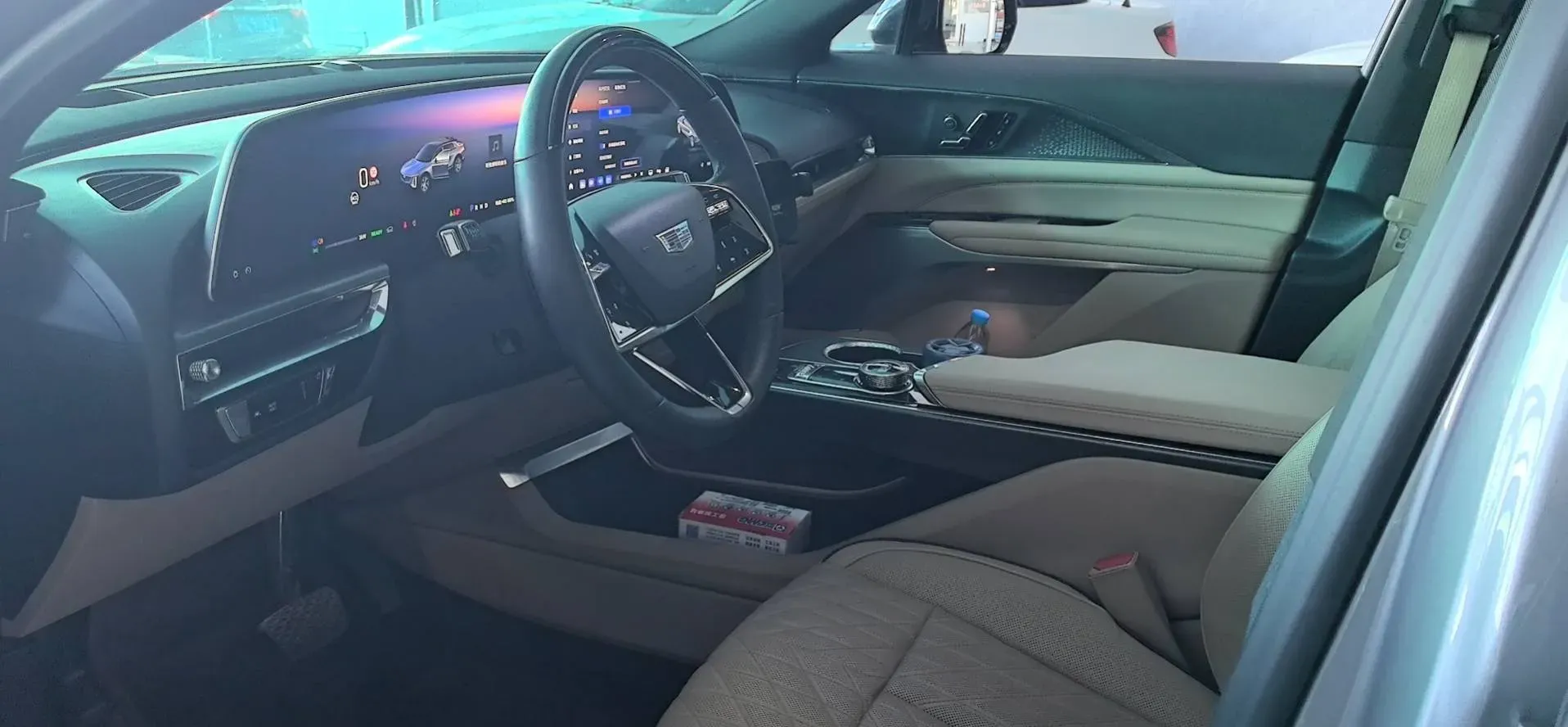 2022 Cadillac CT6 2.0T 237HP L4 10AT,autocango,china used car exporter,china ev exporter,chinese used car exporter,chinese used ev exporter