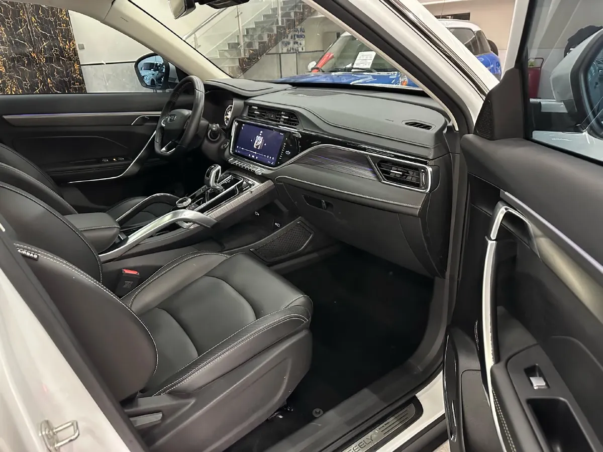2020 Geely Azkarra 1.8T 184HP L4 7DCT,autocango,china used car exporter,china ev exporter,chinese used car exporter,chinese used ev exporter