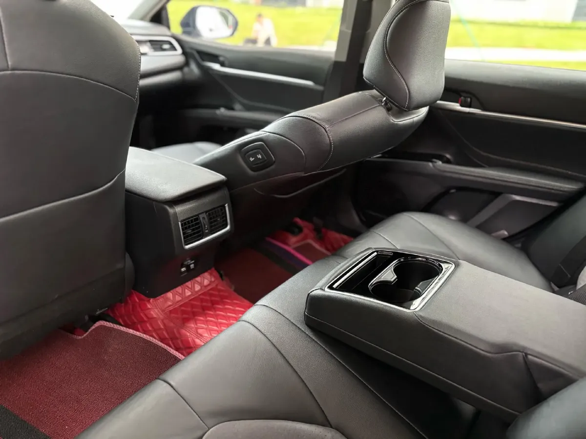 2021 Toyota Camry 2.0L 178HP L4 CVT,autocango,china used car exporter,china ev exporter,chinese used car exporter,chinese used ev exporter