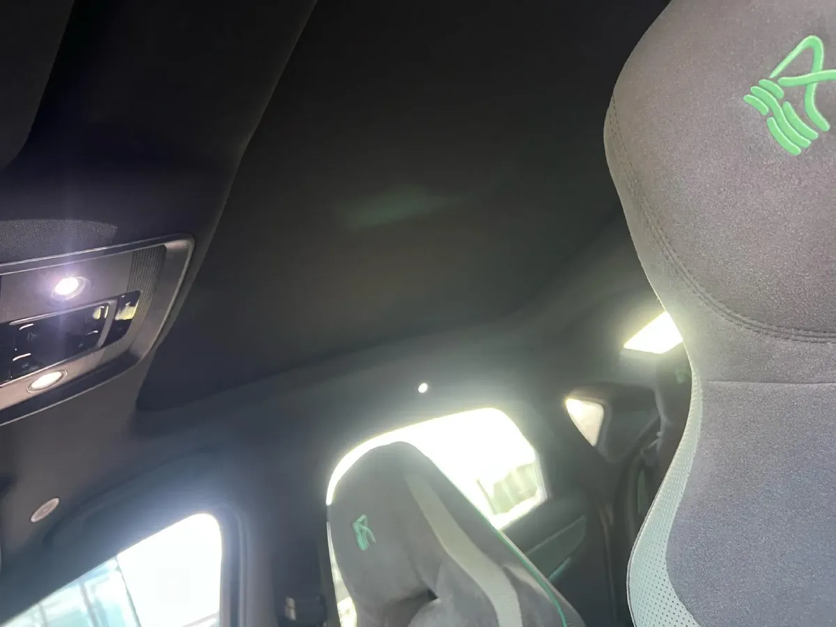 2022 Toyota Highlander 2.5L 192HP L4 E-CVT Hybrid,autocango,china used car exporter,china ev exporter,chinese used car exporter,chinese used ev exporter