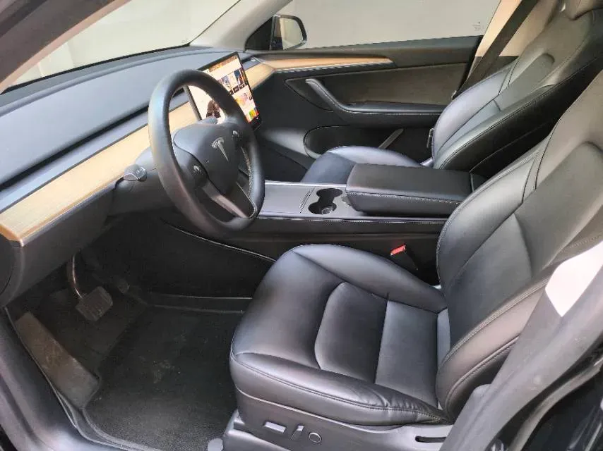 2021 Tesla Model Y BEV 60KWH,autocango,china used car exporter,china ev exporter,chinese used car exporter,chinese used ev exporter