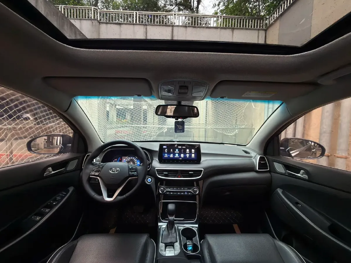 2019 Hyundai Tucson 1.6T 177HP L4 7DCT,autocango,china used car exporter,china ev exporter,chinese used car exporter,chinese used ev exporter