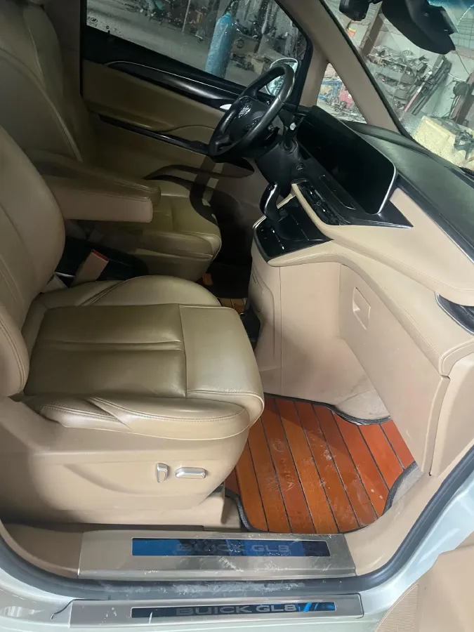 2021 Buick GL8 2.0T 237HP L4 9AT,autocango,china used car exporter,china ev exporter,chinese used car exporter,chinese used ev exporter
