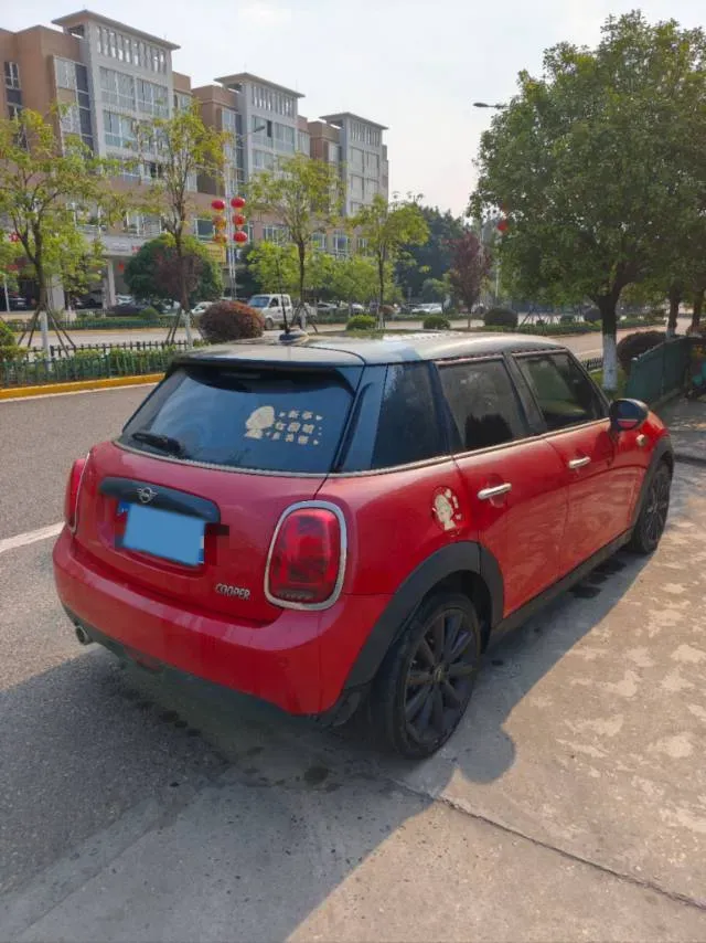 2021 MINI MINI 1.5T 136HP L3 7DCT,autocango,china used car exporter,china ev exporter,chinese used car exporter,chinese used ev exporter