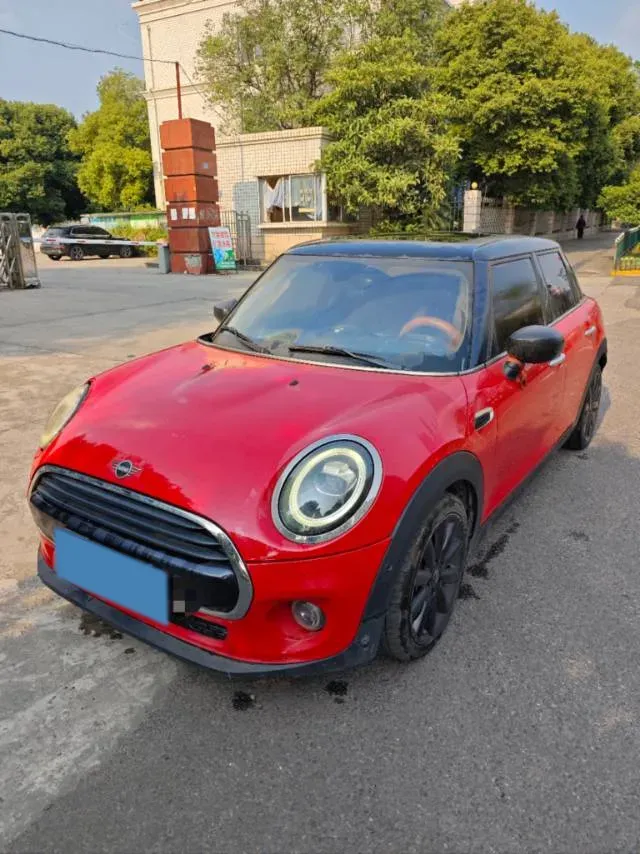 2021 MINI MINI 1.5T 136HP L3 7DCT,autocango,china used car exporter,china ev exporter,chinese used car exporter,chinese used ev exporter