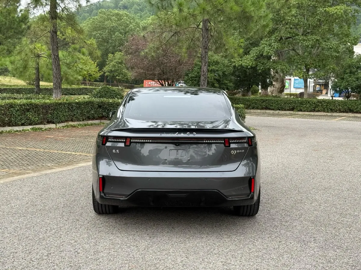 2024 LYNK&CO 07 EM-P 1.5T 163HP L4 3DHT PHEV 18.99KWH,autocango,china used car exporter,china ev exporter,chinese used car exporter,chinese used ev exporter