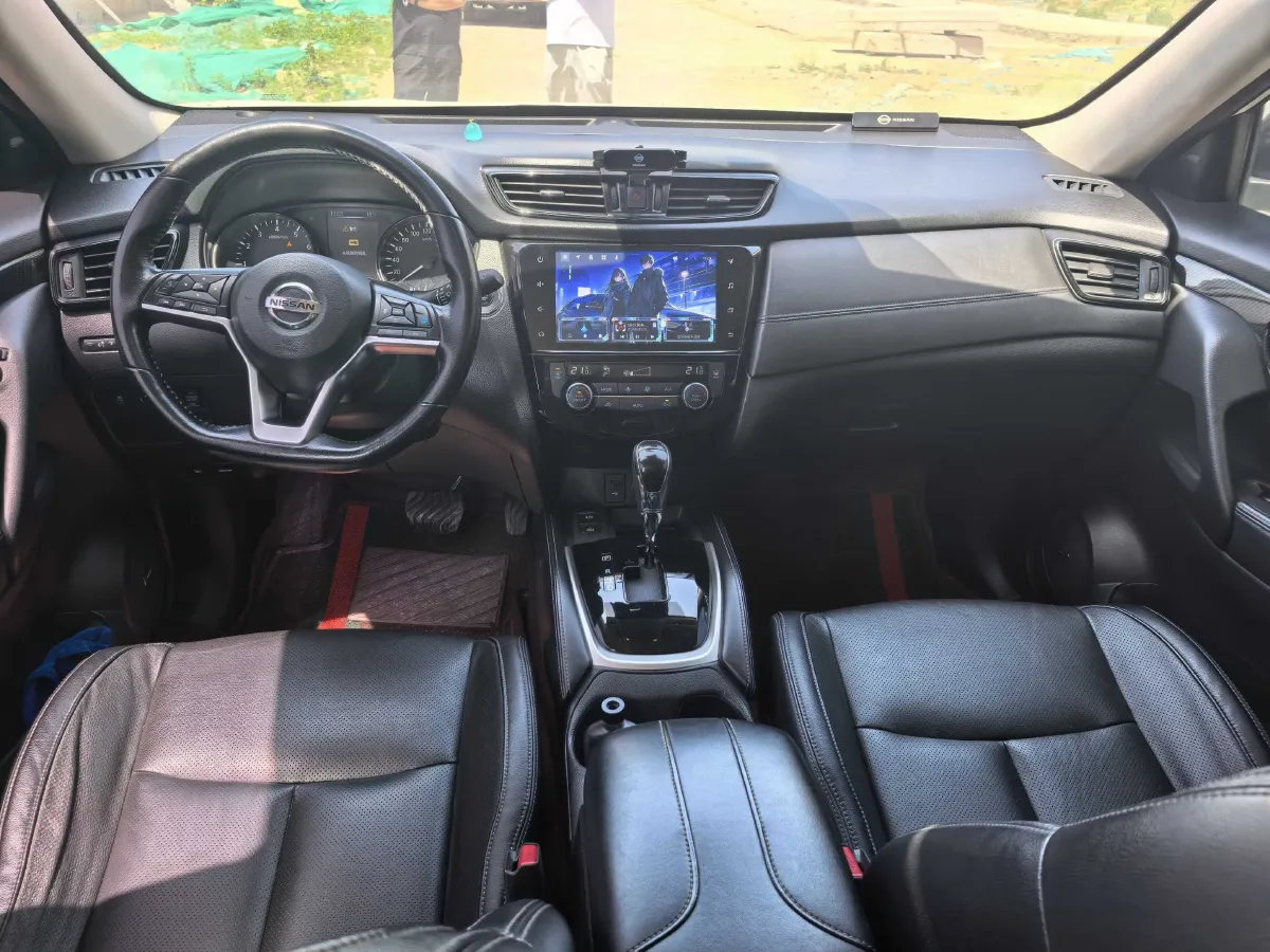 2021 Nissan X-Trail 2.5L 181HP L4 CVT,autocango,china used car exporter,china ev exporter,chinese used car exporter,chinese used ev exporter
