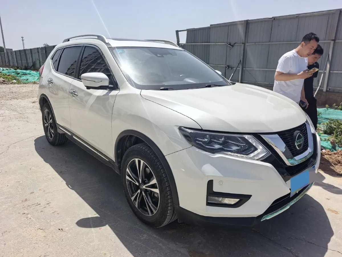 2021 Nissan X-Trail 2.5L 181HP L4 CVT,autocango,china used car exporter,china ev exporter,chinese used car exporter,chinese used ev exporter
