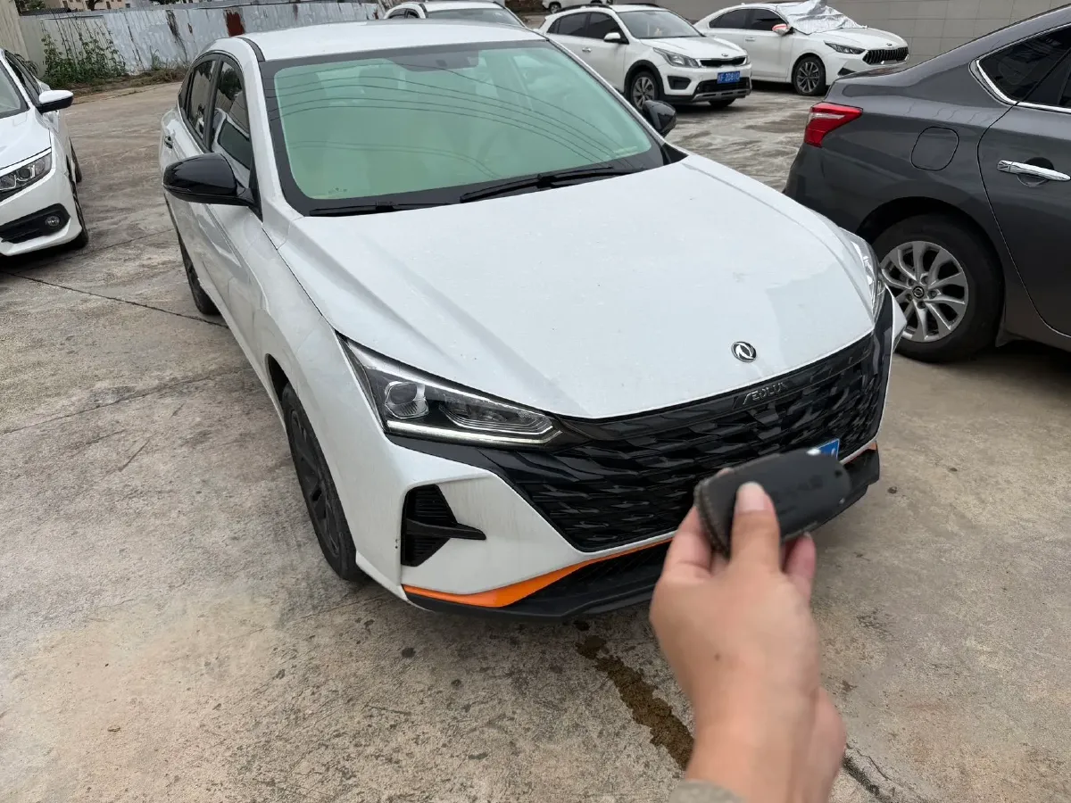 2023 DongFeng Aeolus YiXuan 1.5L 125HP L4 6DCT,autocango,china used car exporter,china ev exporter,chinese used car exporter,chinese used ev exporter