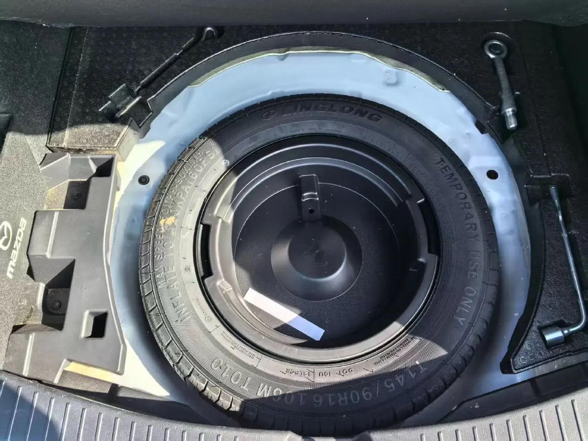 2021 Mazda CX-4 2.0L 158HP L4 6AT,autocango,china used car exporter,china ev exporter,chinese used car exporter,chinese used ev exporter