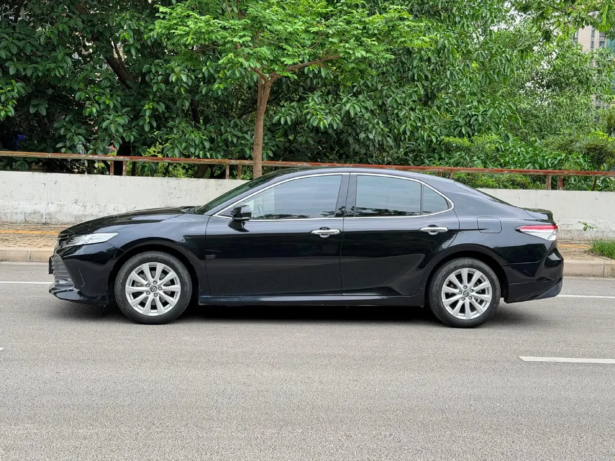 2019 Toyota Camry 2.0L 178HP L4 CVT,autocango,china used car exporter,china ev exporter,chinese used car exporter,chinese used ev exporter