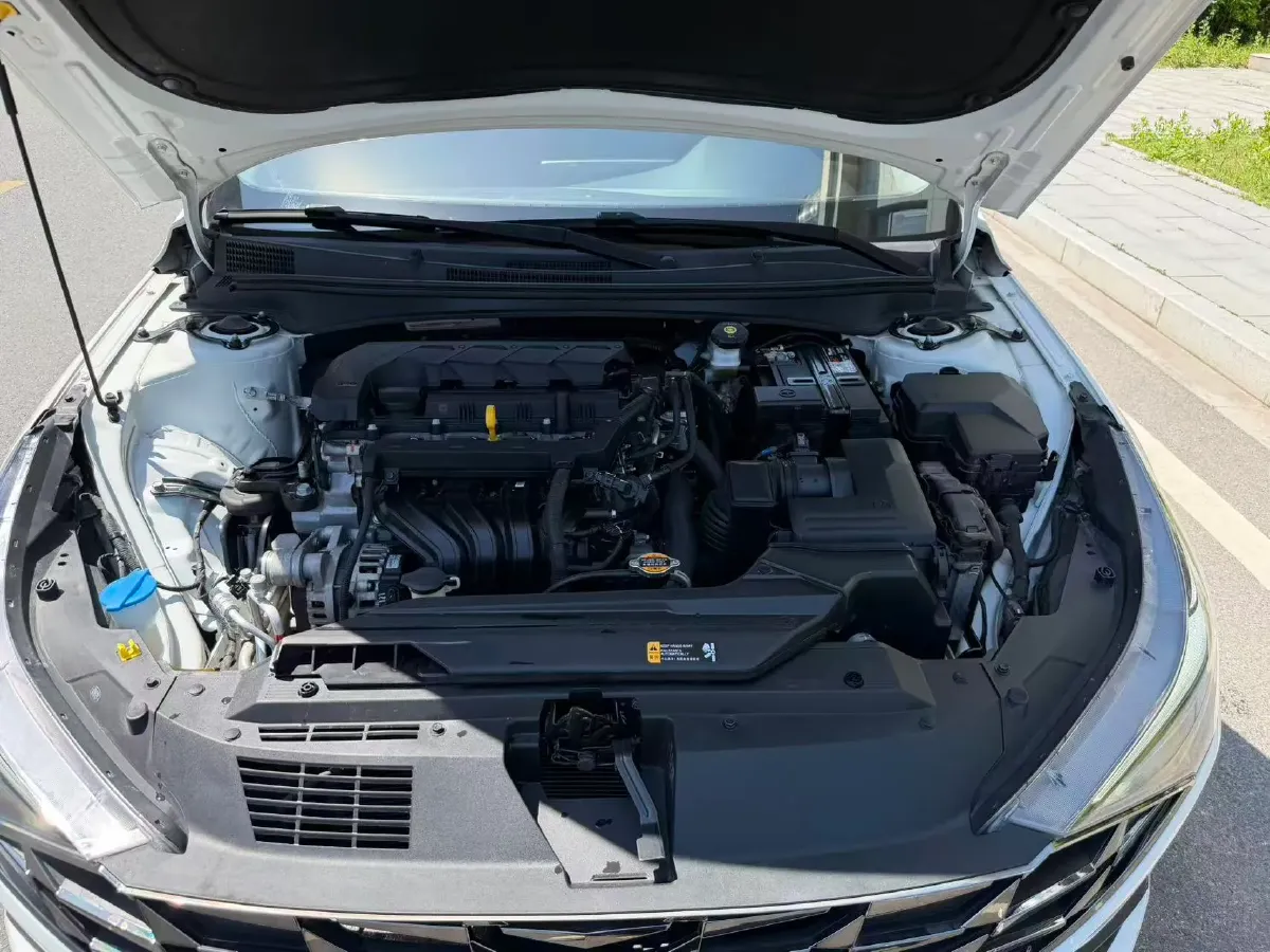 2021 Hyundai Elantra 1.5L 115HP L4 CVT,autocango,china used car exporter,china ev exporter,chinese used car exporter,chinese used ev exporter
