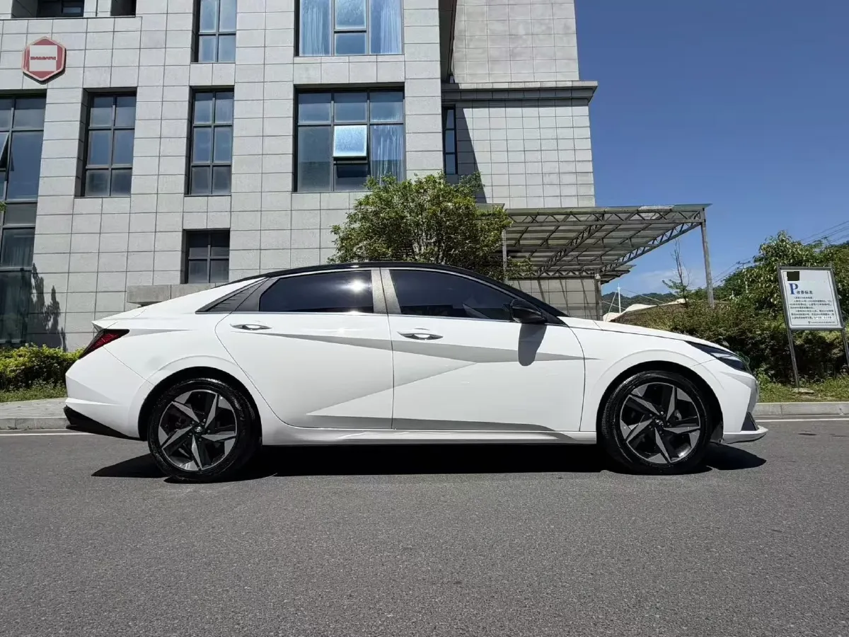 2021 Hyundai Elantra 1.5L 115HP L4 CVT,autocango,china used car exporter,china ev exporter,chinese used car exporter,chinese used ev exporter