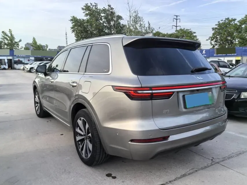 2021 Li ONE Range Extended 131HP REEV 40.5KWH,autocango,china used car exporter,china ev exporter,chinese used car exporter,chinese used ev exporter