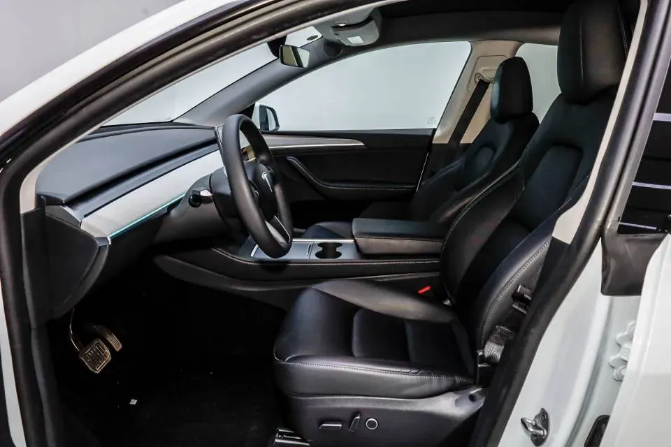 2024 Iveco OuSheng BEV 77.28KWH,autocango,china used car exporter,china ev exporter,chinese used car exporter,chinese used ev exporter
