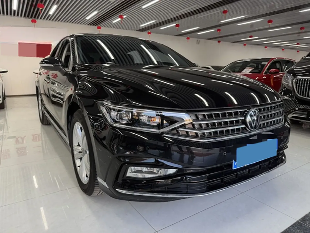 2024 Volkswagen Magotan 1.4T 150HP L4 7DCT,autocango,china used car exporter,china ev exporter,chinese used car exporter,chinese used ev exporter