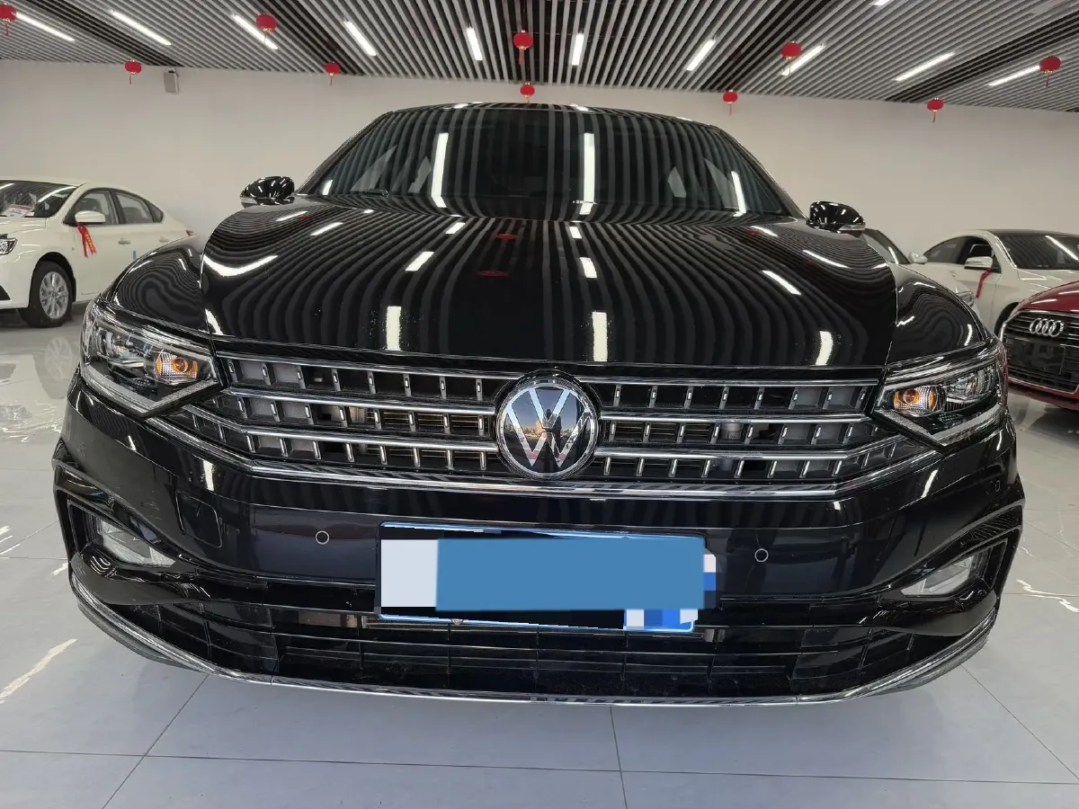 2024 Volkswagen Magotan 1.4T 150HP L4 7DCT,autocango,china used car exporter,china ev exporter,chinese used car exporter,chinese used ev exporter